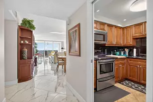 2900 N Course Dr, Pompano Beach, FL 33069 - Photo 8