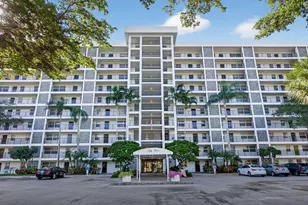 2900 N Course Dr, Pompano Beach, FL 33069 - Photo 1