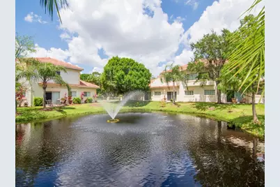 520 7th Square #201, Vero Beach, FL 32962 - Photo 26