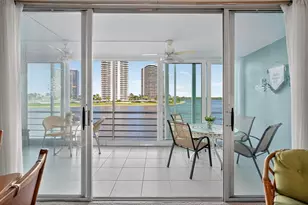 36 Yacht Club Dr, North Palm Beach, FL 33408 - Photo 38