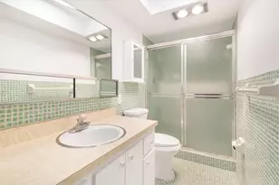 907 Marina Dr, North Palm Beach, FL 33408 - Photo 18