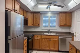 907 Marina Dr, North Palm Beach, FL 33408 - Photo 4