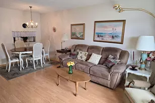 2668 N Garden Dr N, Lake Worth, FL 33461 - Photo 1