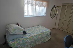 2668 N Garden Dr N, Lake Worth, FL 33461 - Photo 18