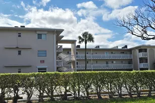 2668 N Garden Dr N, Lake Worth, FL 33461 - Photo 34