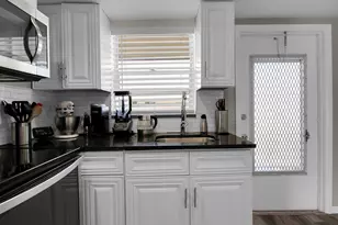 312 NE 17th Ave, Boynton Beach, FL 33435 - Photo 10