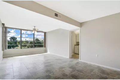 3636 Whitehall Drive #401, West Palm Beach, FL 33401 - Photo 6