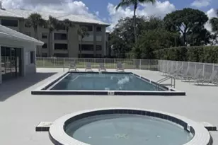 3636 Whitehall Dr, West Palm Beach, FL 33401 - Photo 26