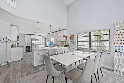 2596 La Cristal Circle, Palm Beach Gardens, FL 33410 - Photo 2