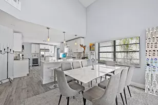 2596 La Cristal Cir, Palm Beach Gardens, FL 33410 - Photo 2