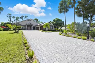 8350 Whispering Oak Way, West Palm Beach, FL 33411 - Photo 2