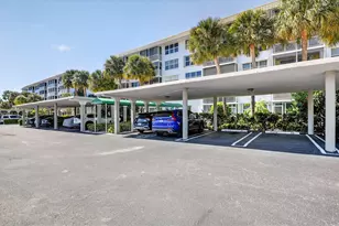 931 Gardenia Dr, Delray Beach, FL 33483 - Photo 40