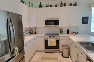 6585 Lurais Dr, Lake Worth, FL 33463 - Photo 12