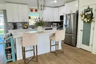 1801 SW Dalmatian Ave, Port Saint Lucie, FL 34953 - Photo 4