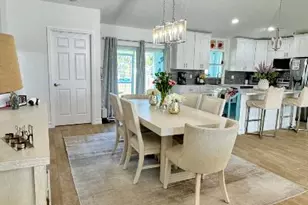 1801 SW Dalmatian Ave, Port Saint Lucie, FL 34953 - Photo 10