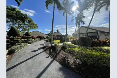 812 Sky Pine Way #D1, Greenacres, FL 33415 - Photo 14