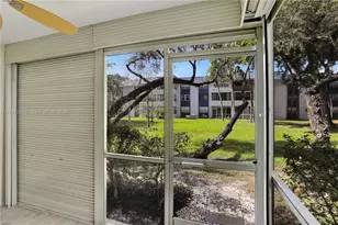 3160 Holiday Springs Blvd, Margate, FL 33063 - Photo 22