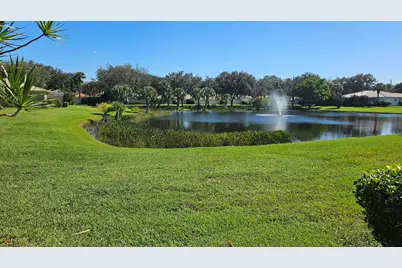 9628 Crescent View Drive N, Boynton Beach, FL 33437 - Photo 4