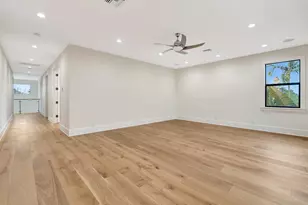 245 Alhambra Pl, West Palm Beach, FL 33405 - Photo 32