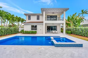 245 Alhambra Pl, West Palm Beach, FL 33405 - Photo 4