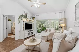 1812 SE Hideaway Cir, Port Saint Lucie, FL 34952 - Photo 10