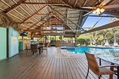 1812 SE Hideaway Circle #1812, Port Saint Lucie, FL 34952 - Photo 2