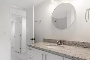 2208 S Cypress Bend Dr, Pompano Beach, FL 33069 - Photo 24