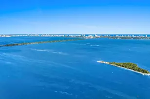 1800 N Bayshore Dr, Miami, FL 33132 - Photo 50