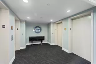 1800 N Bayshore Dr, Miami, FL 33132 - Photo 6