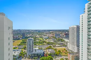 1800 N Bayshore Dr, Miami, FL 33132 - Photo 18