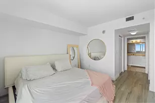 1800 N Bayshore Dr, Miami, FL 33132 - Photo 24