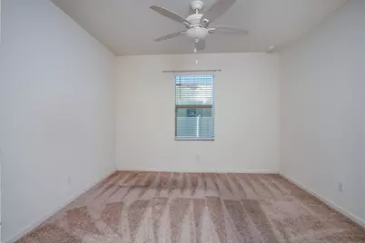 428 SE Fairchild Avenue, Port Saint Lucie, FL 34984 - Photo 18