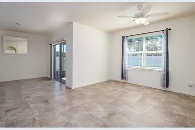 428 SE Fairchild Avenue, Port Saint Lucie, FL 34984 - Photo 10