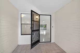 29 Fawlkland Cir, Boynton Beach, FL 33426 - Photo 6