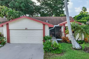 29 Fawlkland Cir, Boynton Beach, FL 33426 - Photo 2