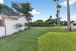 29 Fawlkland Cir, Boynton Beach, FL 33426 - Photo 22
