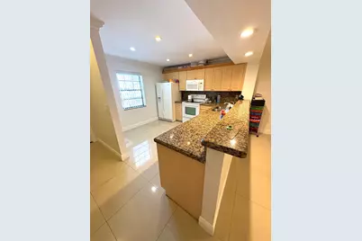 1400 NW 45th Street #B7, Deerfield Beach, FL 33064 - Photo 1