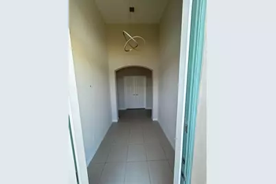 11066 SW Sunrise Lake Drive, Port Saint Lucie, FL 34987 - Photo 6