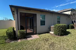 11066 SW Sunrise Lake Dr, Port Saint Lucie, FL 34987 - Photo 4