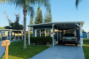 22 Cozumel Ln, Port Saint Lucie, FL 34952 - Photo 2