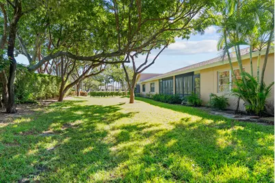8273 Springtree Road, Boca Raton, FL 33496 - Photo 10