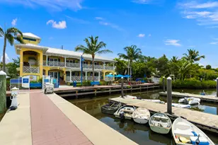 2950 SE Ocean Blvd, Stuart, FL 34996 - Photo 24