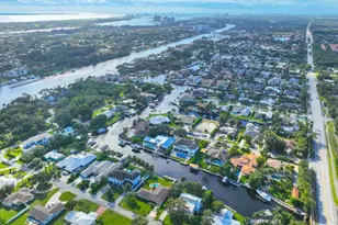 2169 Driftwood Cir, Palm Beach Gardens, FL 33410 - Photo 16