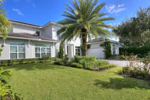 2169 Driftwood Cir, Palm Beach Gardens, FL 33410 - Photo 2