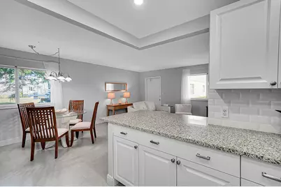 646 Flanders N, Delray Beach, FL 33484 - Photo 12