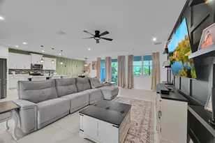 10325 SW Phineas Ln, Port Saint Lucie, FL 34987 - Photo 14