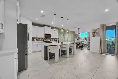 10325 SW Phineas Lane, Port Saint Lucie, FL 34987 - Photo 12