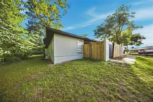 5305 SE 28th Ln, Ocala, FL 34480 - Photo 4