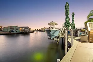 10701 S Ocean Dr, Jensen Beach, FL 34957 - Photo 36