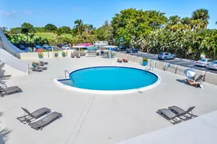 2000 Presidential Way, West Palm Beach, FL 33401 - Photo 30